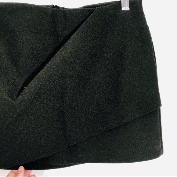 🔥SALE🔥 Zara draped mini skirt in dark green, small NWOT - Picture 5 of 7